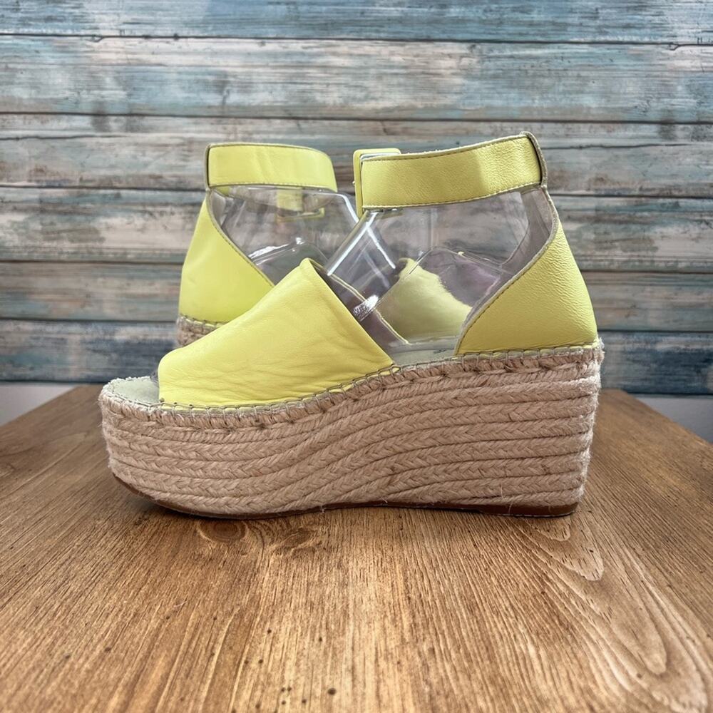 Free People Coast Platform Sandal in Sunny Lime
Leather - Picture 10 of 16